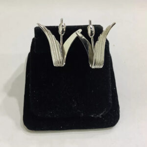 Vintage Bojar Flower Non-Pierced Earrings