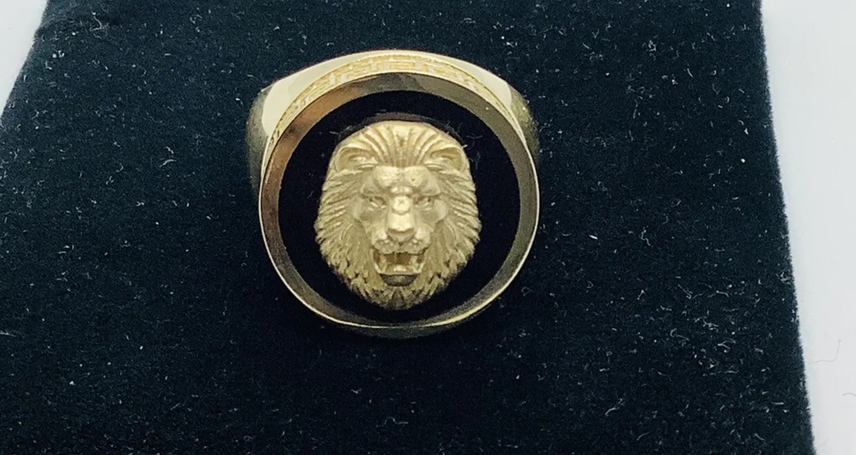 Italian gold Lion Men’s Statement gemstone ring - Image 8