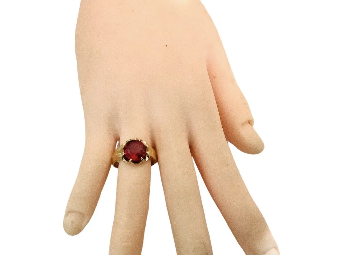 Vintage Garnet Gemstone Ring - Image 5