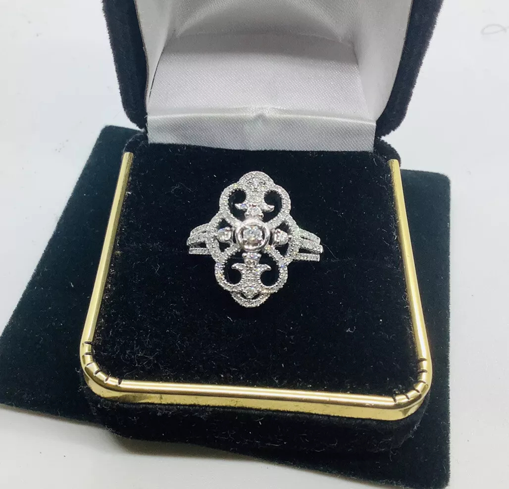 Diamonds, ladies ring