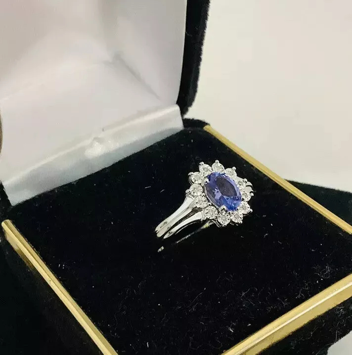 Tanzanite Diamonds, Gemstone ring - Image 3