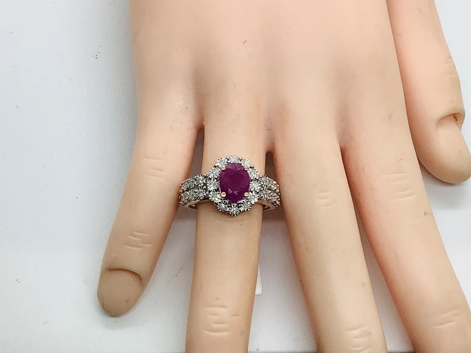 Ruby Diamonds, Gemstone Ring - Image 4