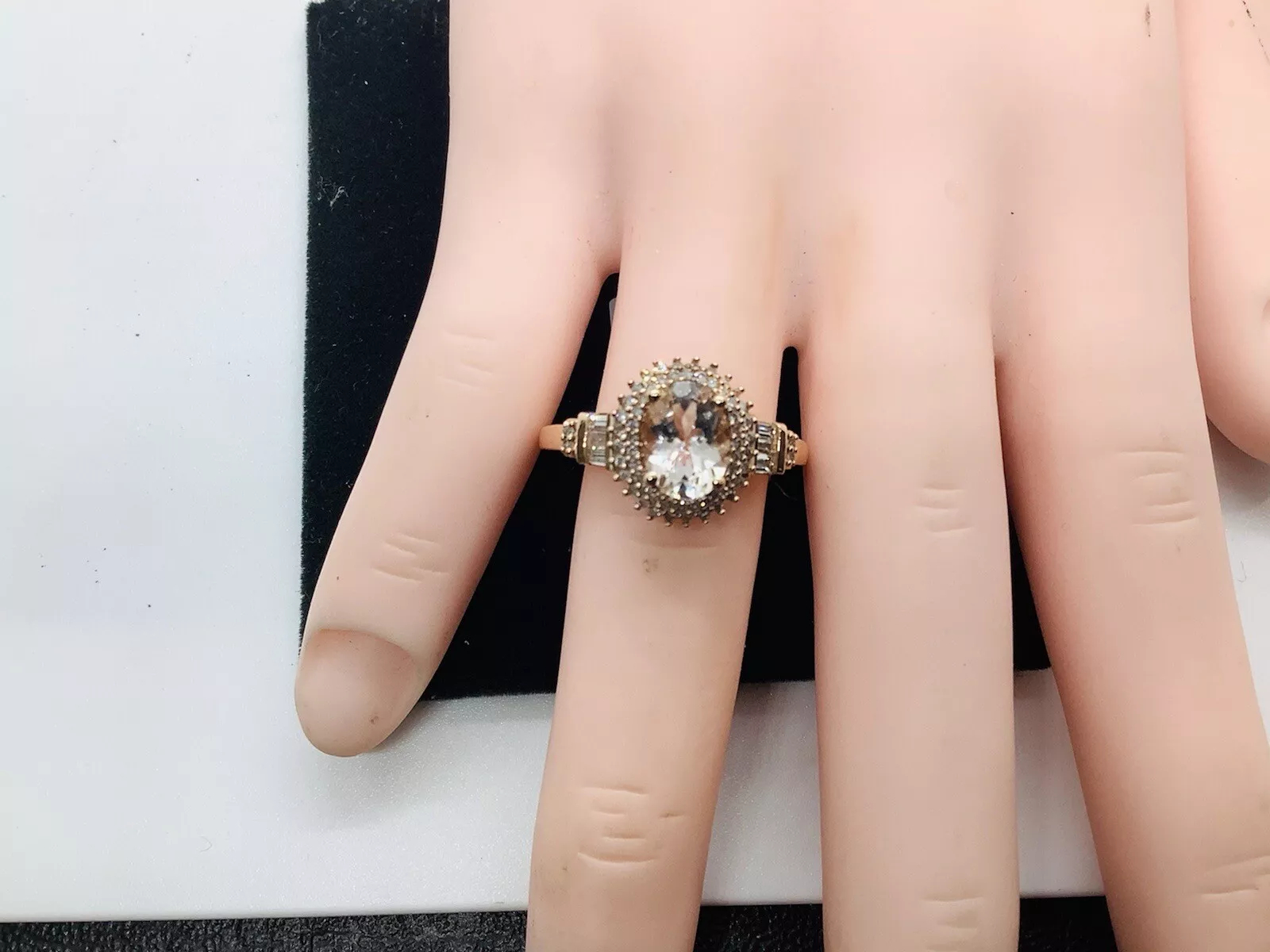 Morganite, Diamonds, Gemstone Ring - Image 5
