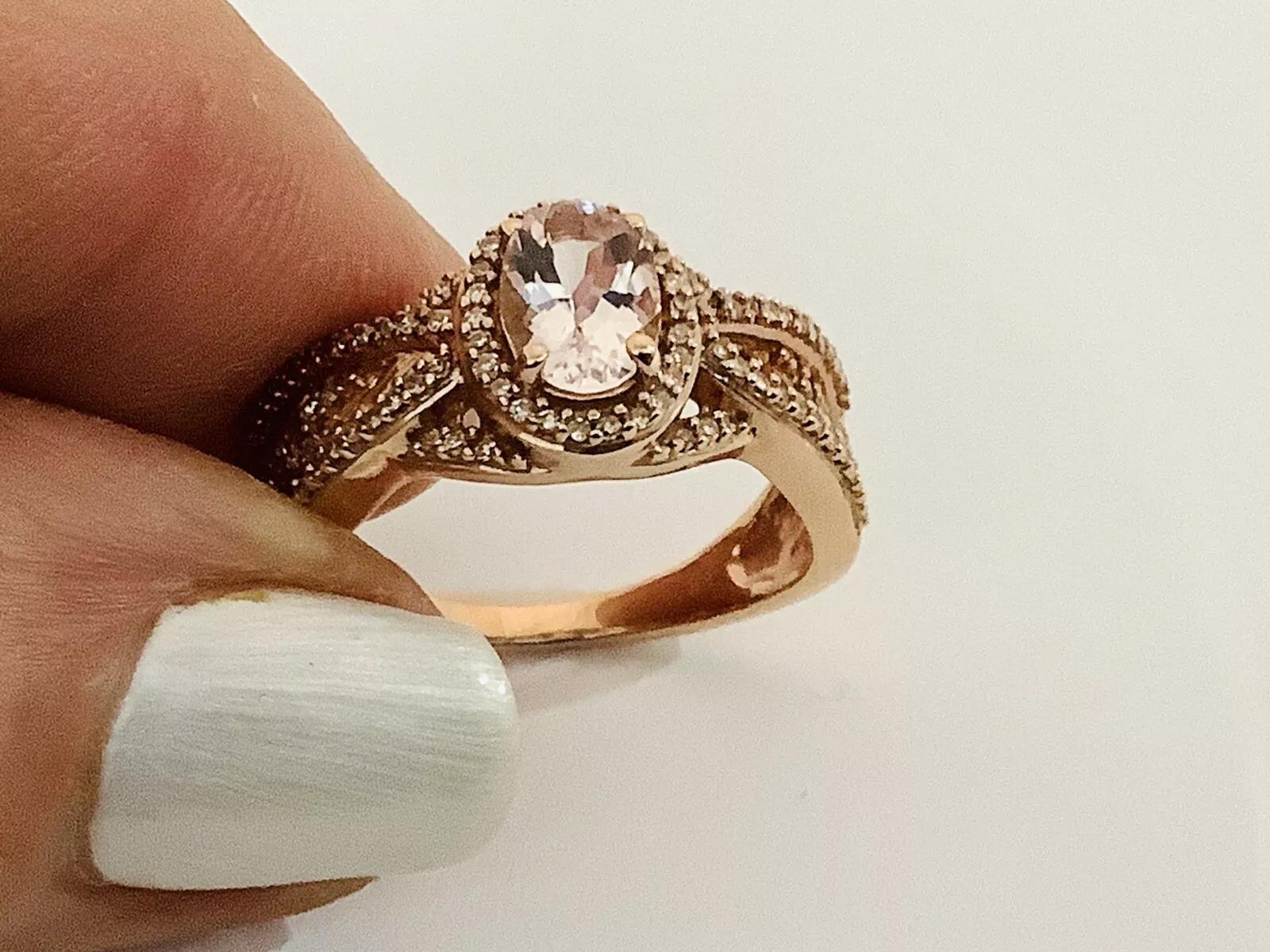 Morganite, Diamonds, Gemstone Ring - Image 2