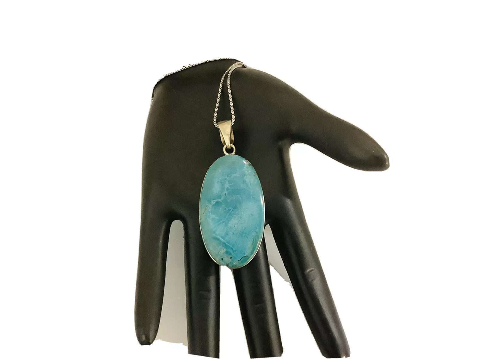 15ct Rare Neon Blue Apatite, handcarved Pendant, necklace 18” - Image 4