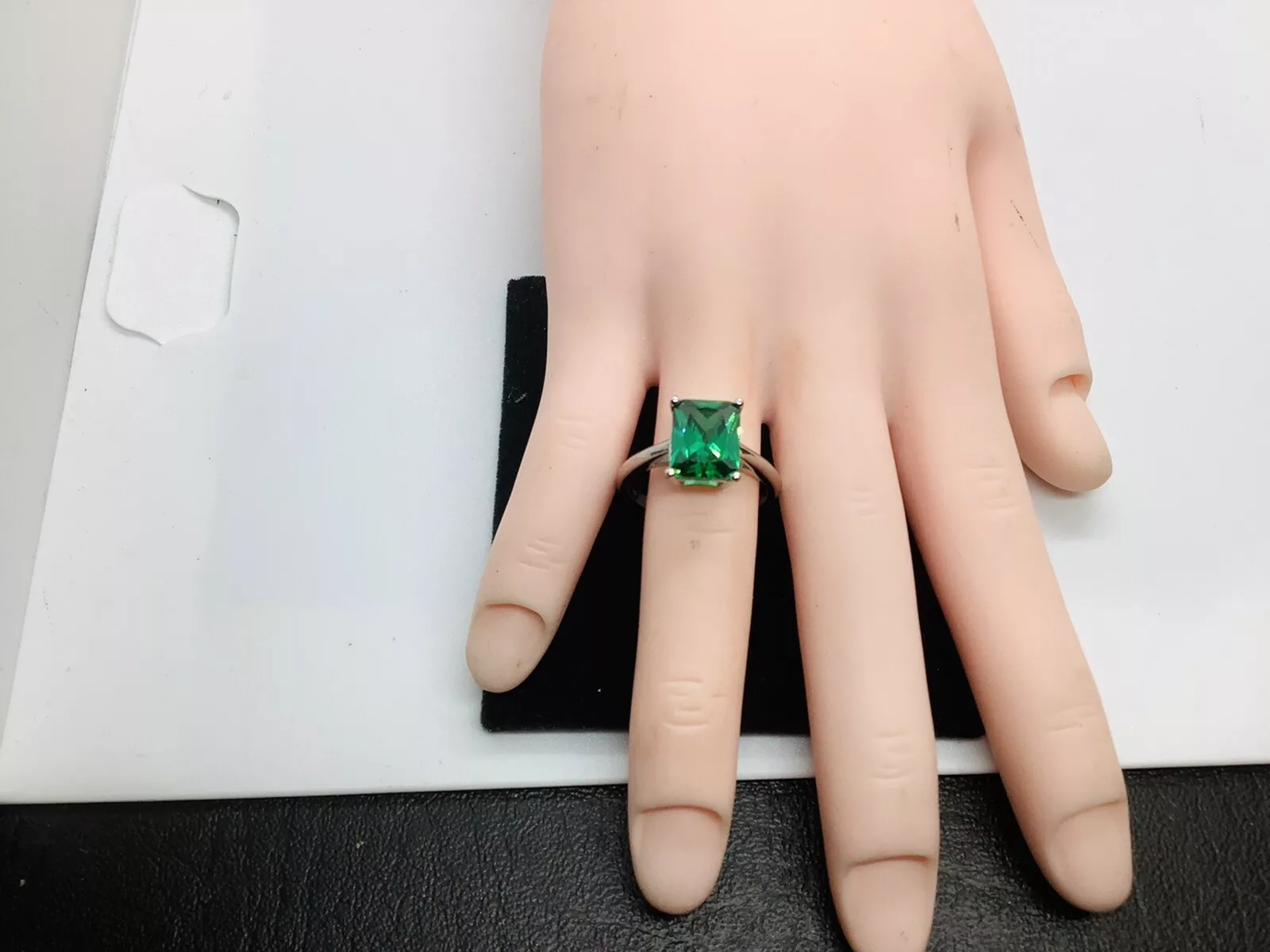 3ct Chrome Diopside Gemstone Ring - Image 4