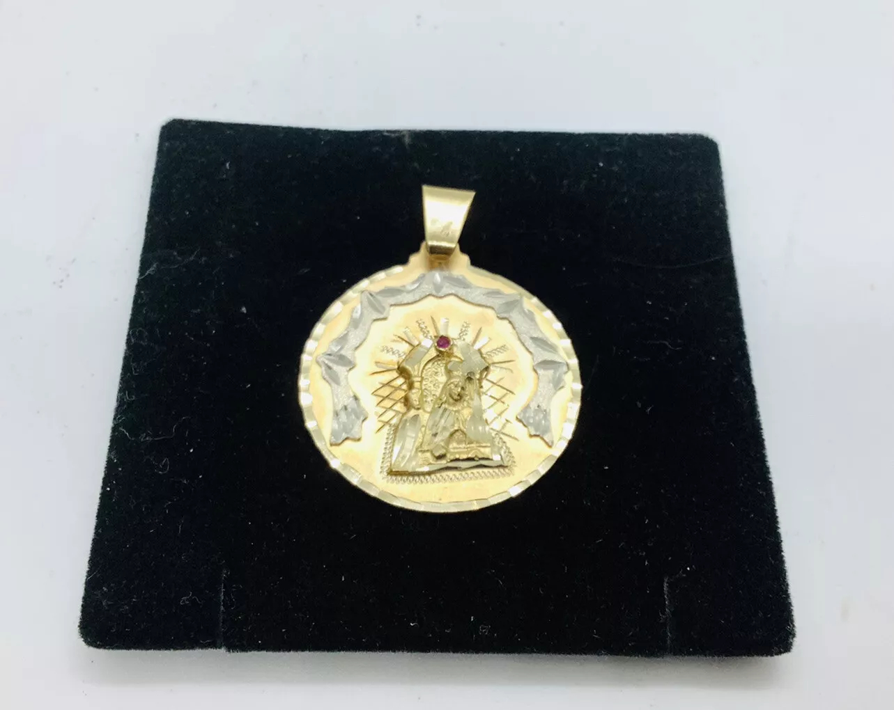 large round Santa Barbara pendant