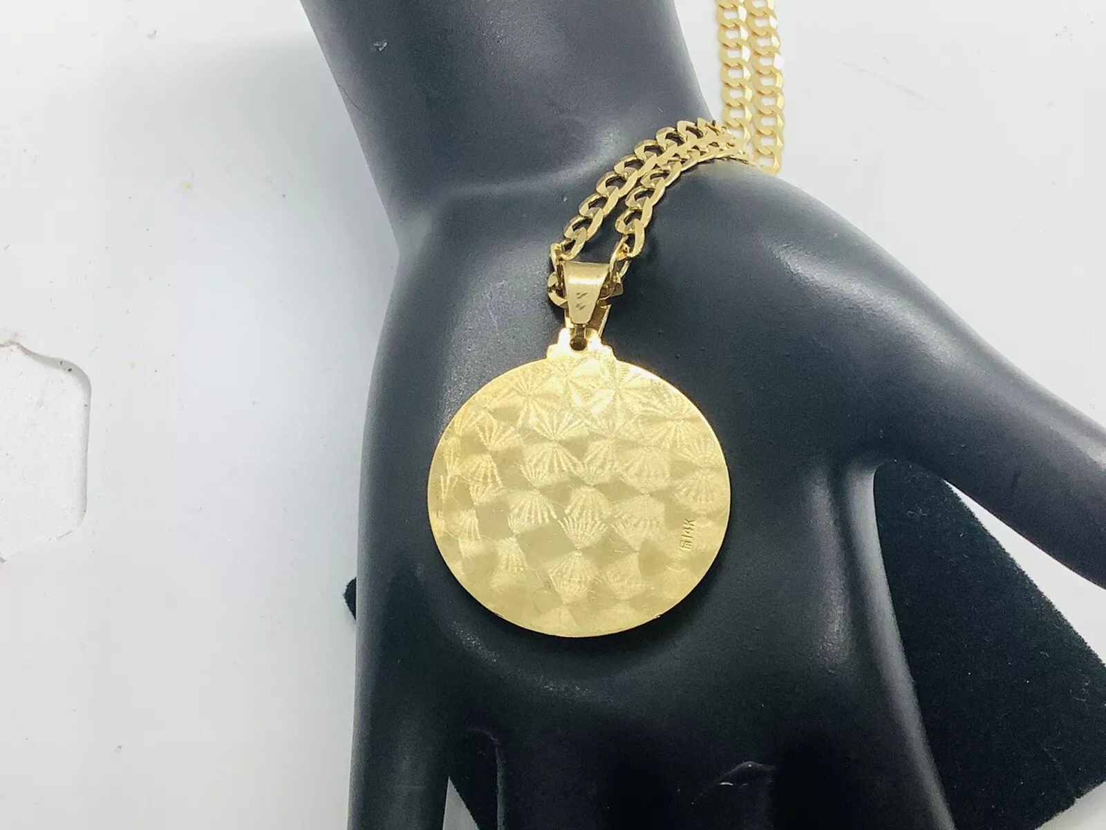 large round Santa Barbara pendant - Image 3
