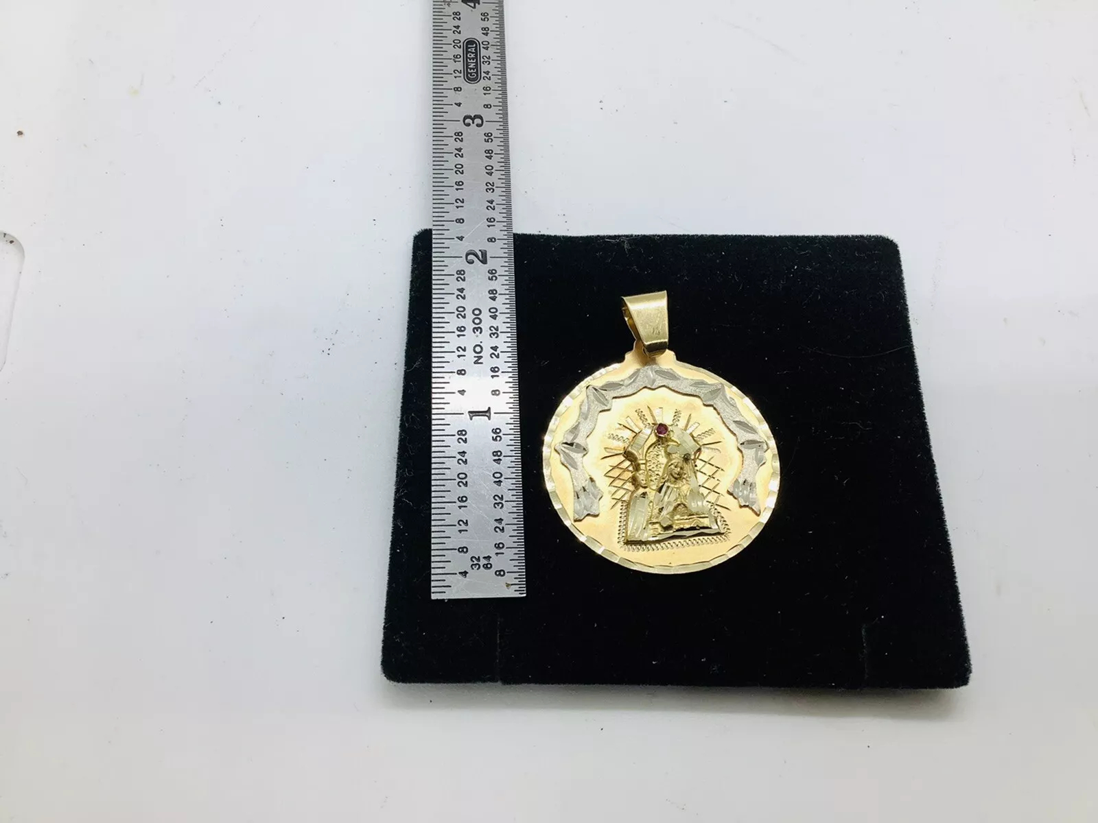 large round Santa Barbara pendant - Image 4