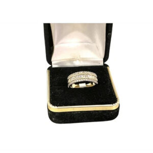 Diamond 14k Gold Wedding Anniversary Band Size7