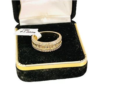 Diamond 14k Gold Wedding Anniversary Band Size7 - Image 2