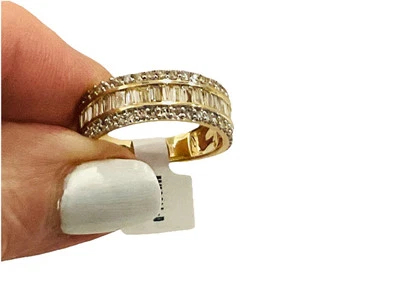 Diamond 14k Gold Wedding Anniversary Band Size7 - Image 4