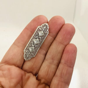 10k White Gold Vintage Diamond Filigree Pin